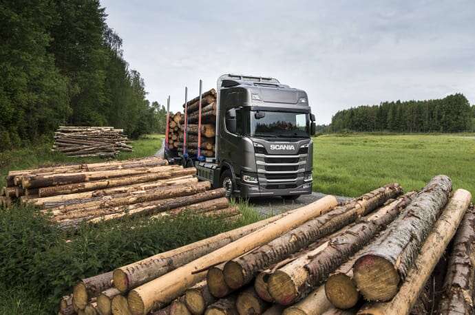 Sveriges åkeriföretag vill välja lastbilsdäck själv