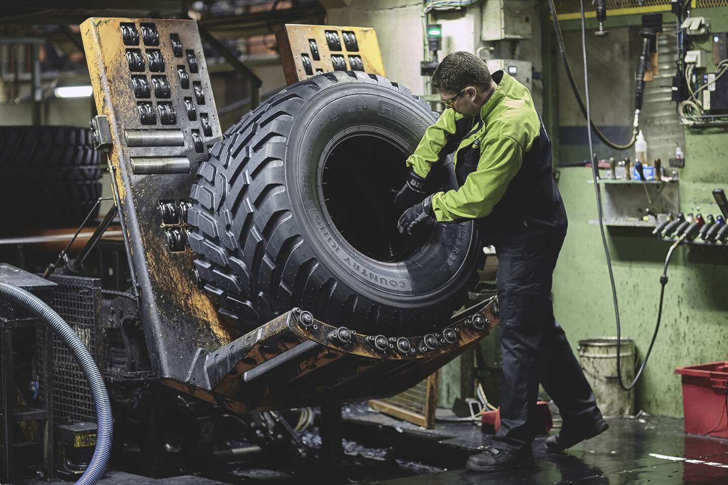 Nokian Heavy Tyres har minskat fr&aring;nvaron