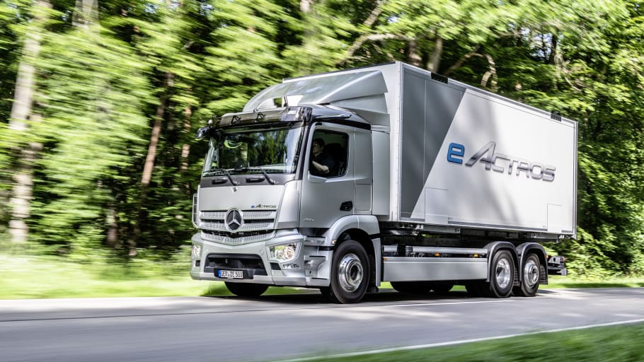 Premiär för Mercedes el-lastbil med 536 hk