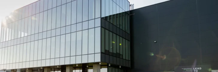 Nokian Tyres inviger sin däckfabrik