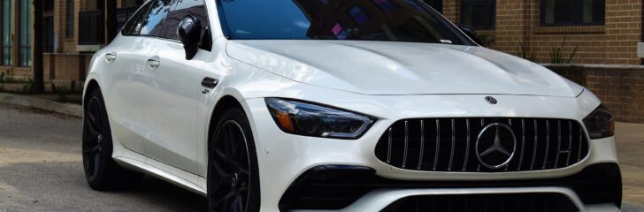 mercedes-amg-gt-4-door-coupe-6942525_1920