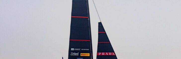 Luna Rossa low res
