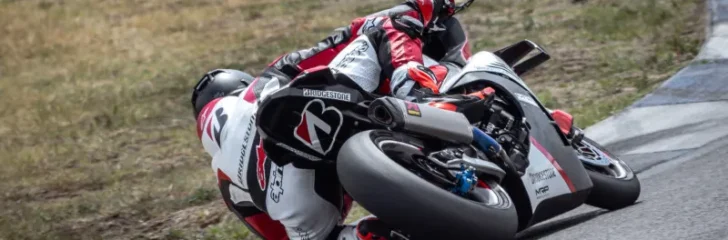 Bridgestone racin battlax_ap3_7750