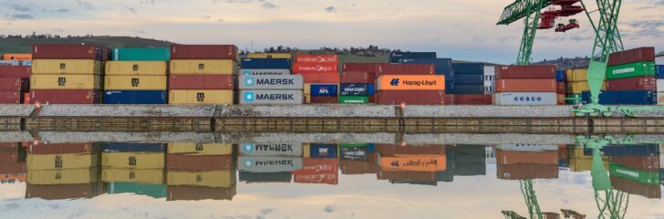container-2136507_1920