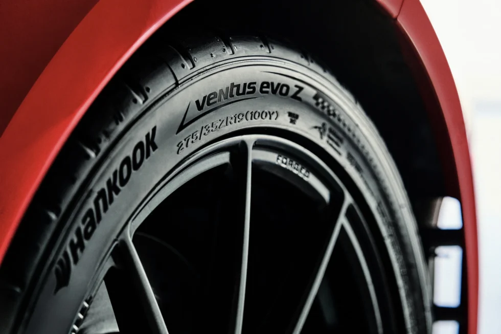 Hankook_Ventus_evo_Z_01