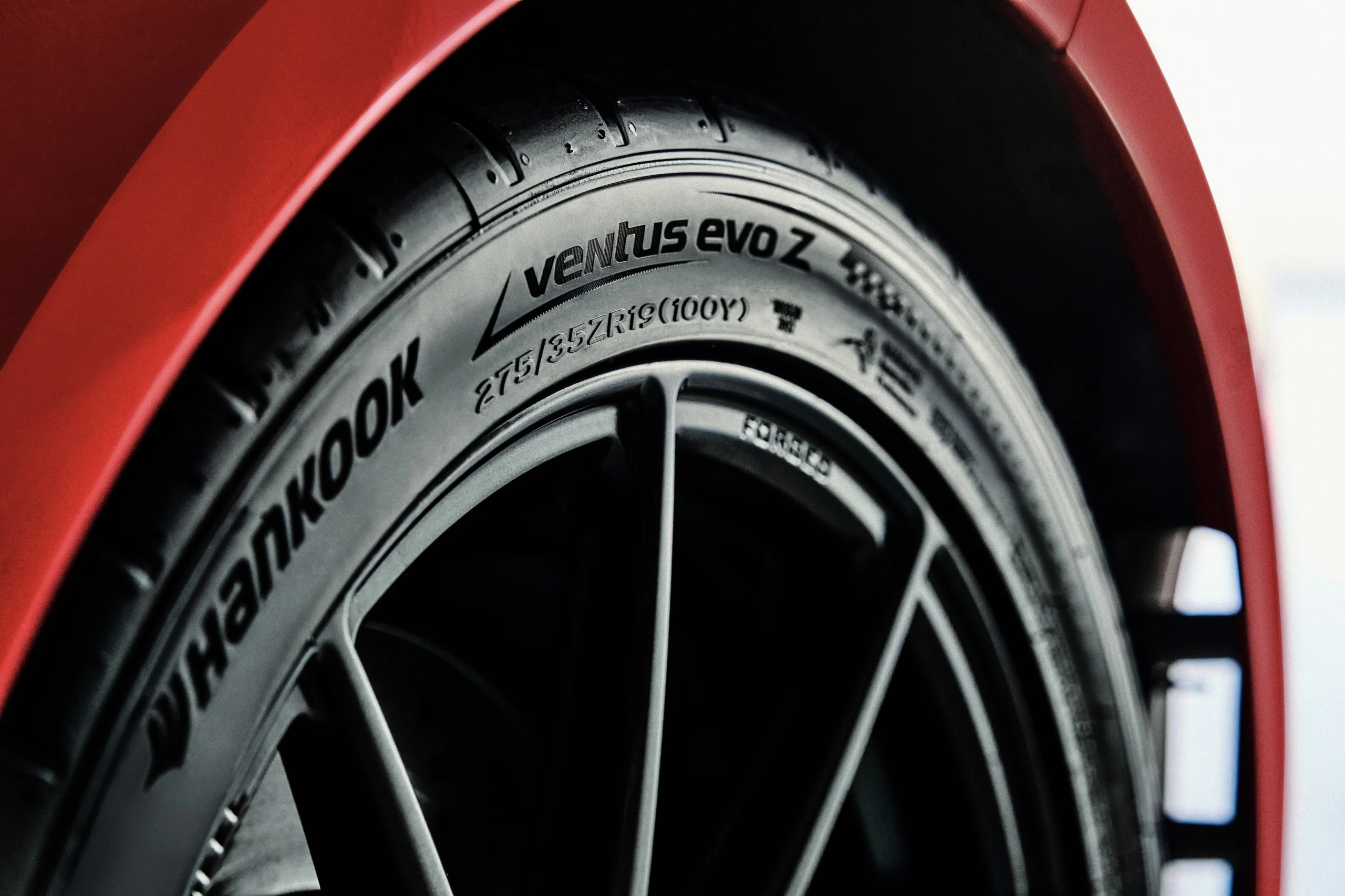 Hankook_Ventus_evo_Z_01