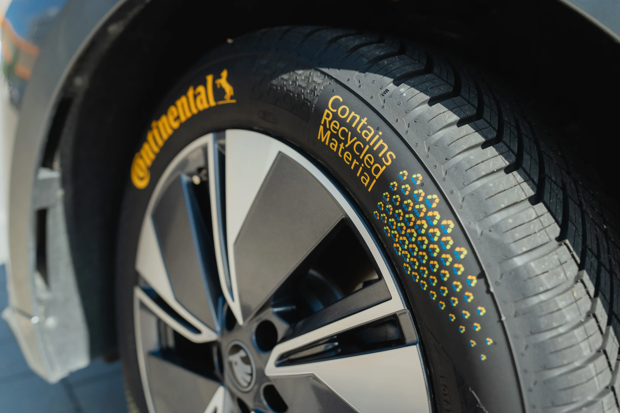 continental_zevra_tire__9_